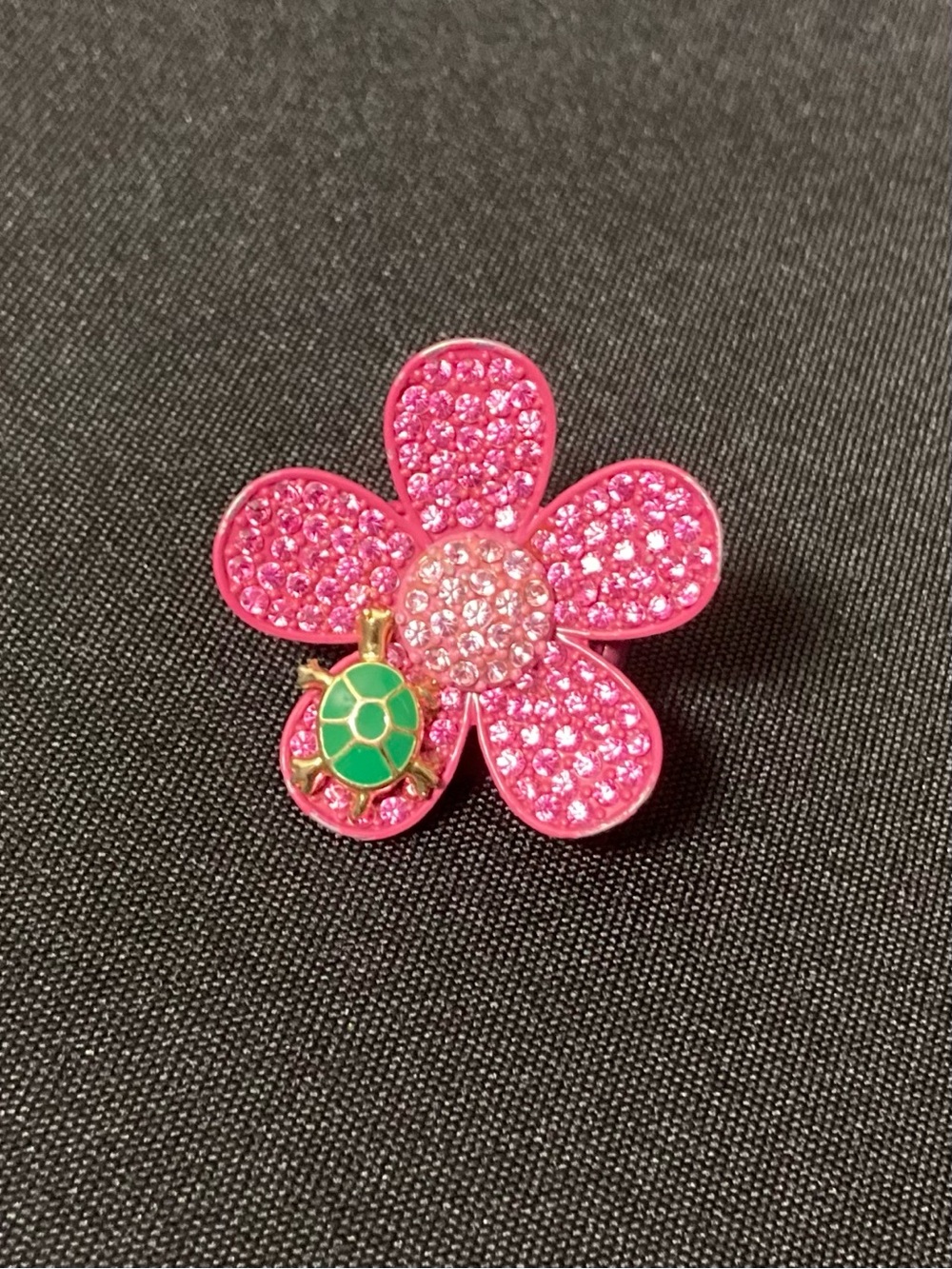 ⭐️ Vintage Y2K Large Chunky Rhinestone Embellished Turtle Flower Ring Size 2